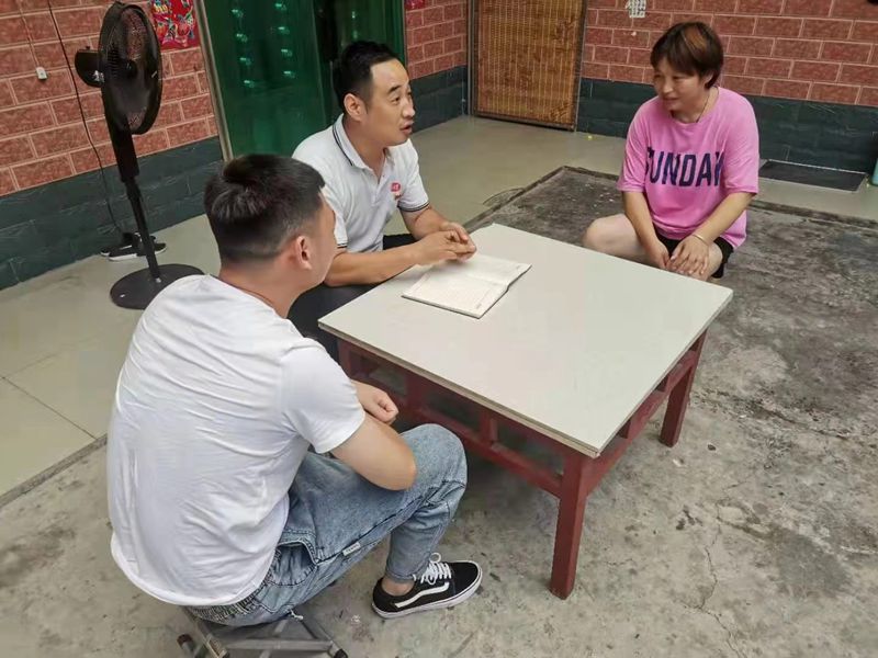 博農(nóng)乳業(yè)黨支部扎實(shí)開(kāi)展“入戶訪民情、我來(lái)辦實(shí)事”活動(dòng)